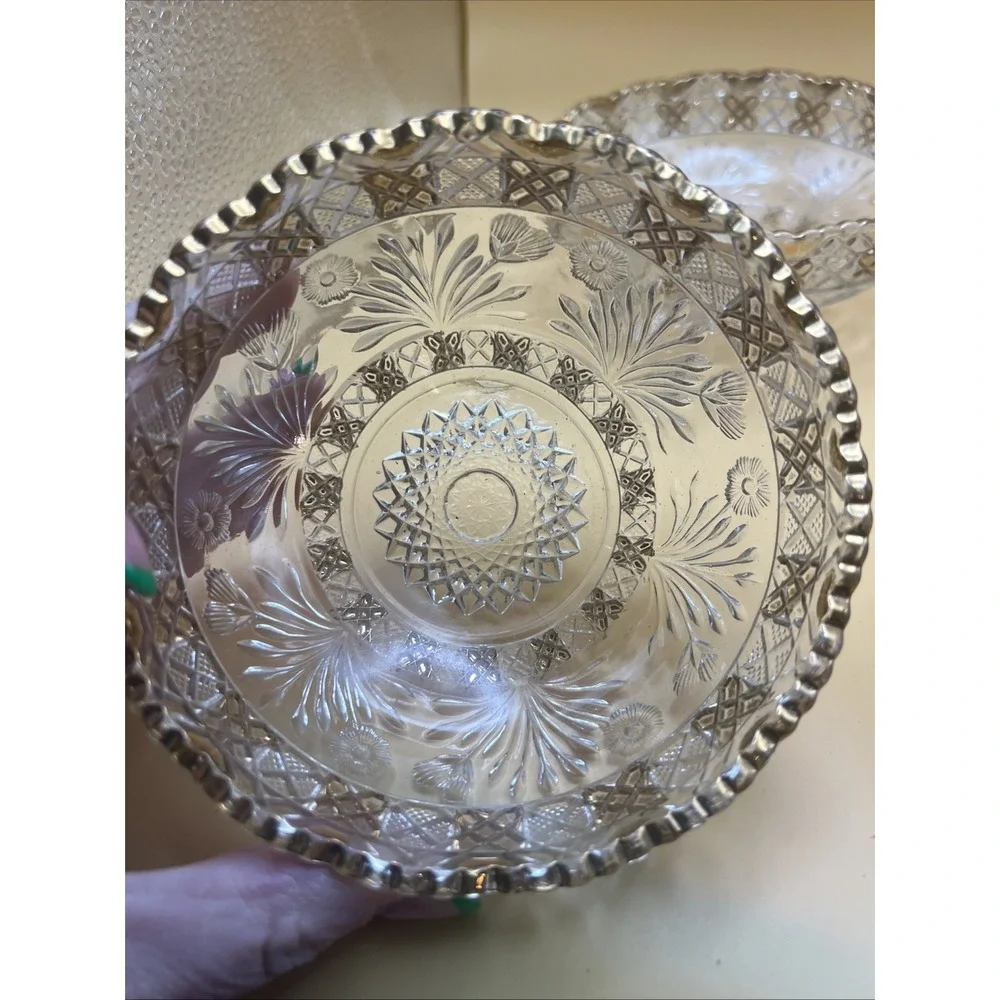 Indiana Glass Horsemint Set of 4 Berry Bowls by Shenning Antique 1915